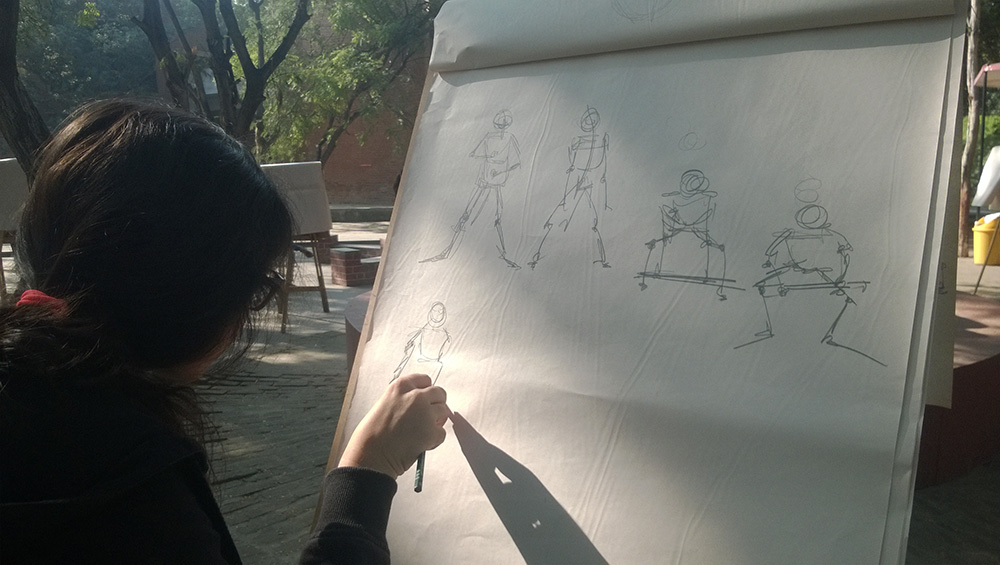 Different artists, different approaches to sketching.